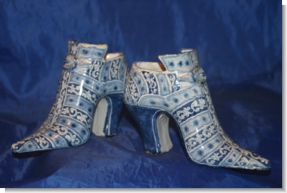 Pr.ENGLISH DELFT SHOES.