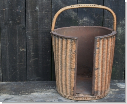 WICKER PLATE BUCKET