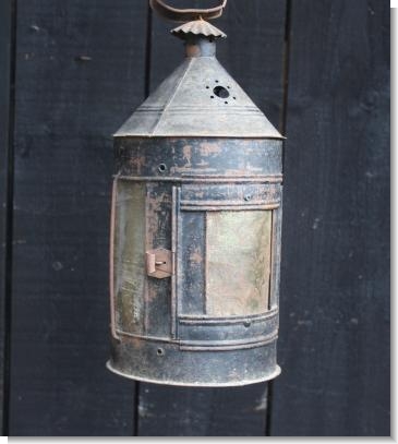 HORN LANTERN