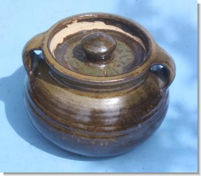 SMALL MICHAEL CARDEW CASSROLE POT c.1940