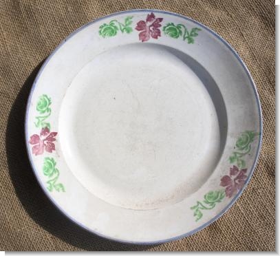 SPONGEWARE PLATE, circa 1900