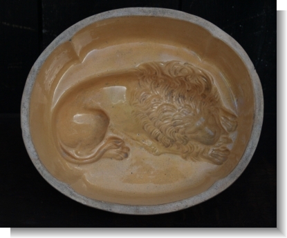 RARE YELLOW WARE LION MOULD