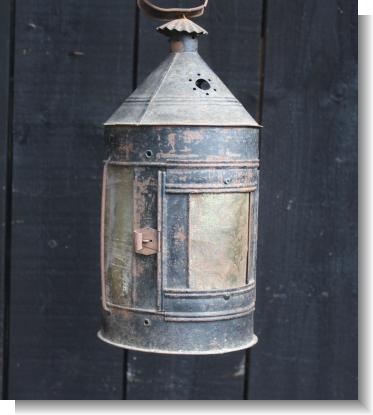 HORN LANTERN