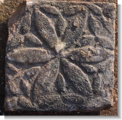 14th Century MEDIEVAL TILE att.The BAWSEY KILN KINGS LYN.