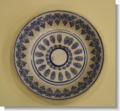 BLUE SPONGEWARE DISH / BOWL