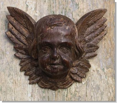 19th Century CARVED OAK ANGEL>